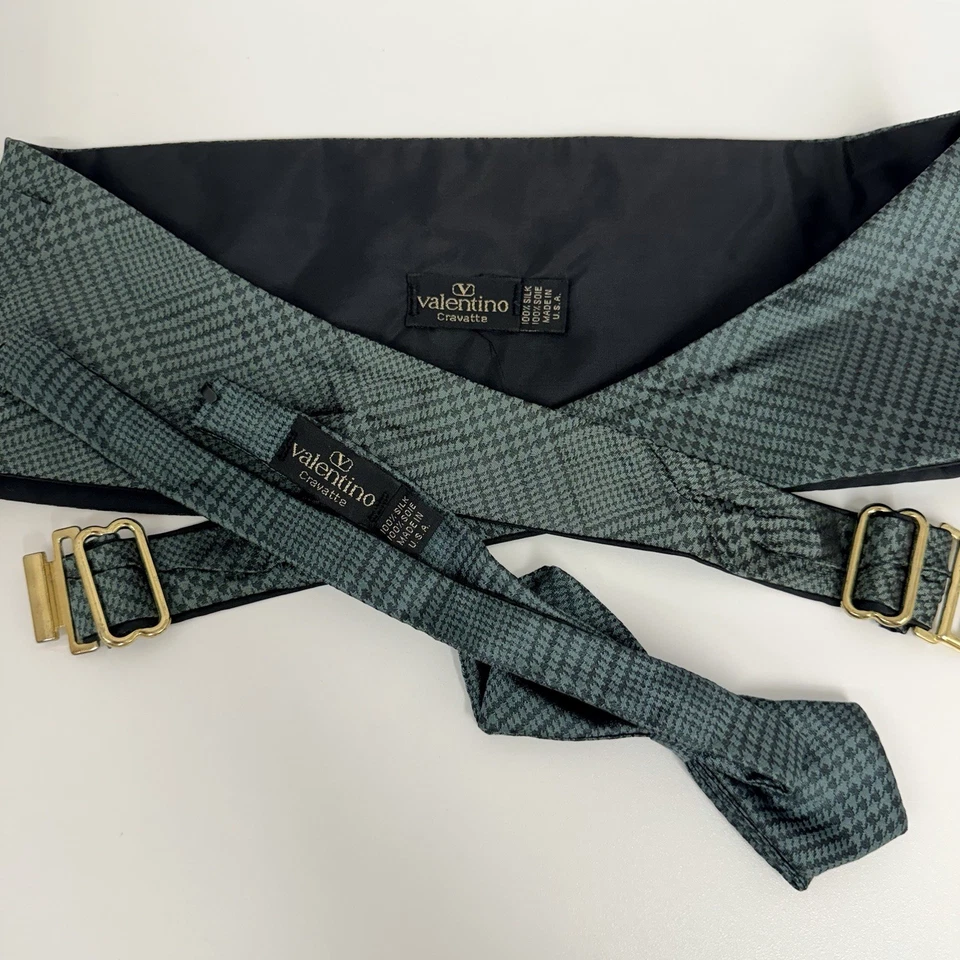 Juego de pajaritas de seda a cuadros verde Glen de Valentino para hombre hechas en EE. UU. USADAS EN EXCELENTE ESTADO Foto 4 de 4