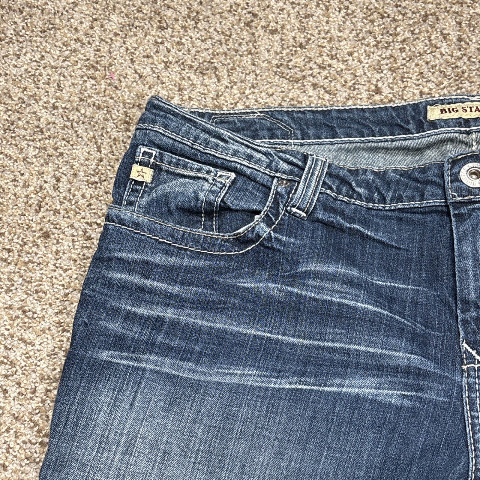 Big Star Maddie Skinny Mid Rise Fit jeans size 36L Fits 37 X 32.5 - View 3