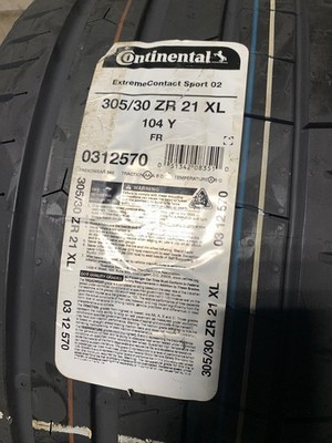 2 New 305 30 21 (104Y) Continental Extreme Contact Sport-02 Summer Tires