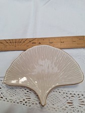 shell scallop trinket dish or soap, cream gold, so pretty, not branded?