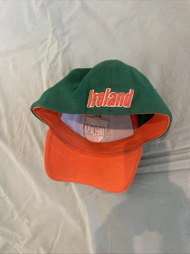 Irlanda Fútbol Auténtico Zephyr Calce Elástico ZHATS FIFA Copa Mundial Sombrero, Mediano/Grande Foto 2 de 4