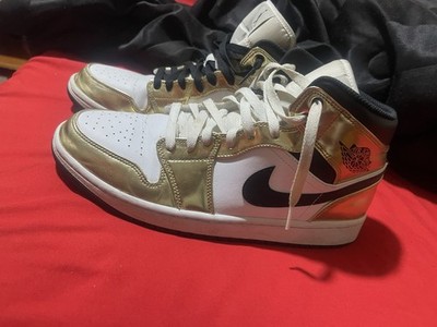 Jordan Air Jordan 1 Mid Men's Mid Top Lace Up Sneakers Gold White Black
