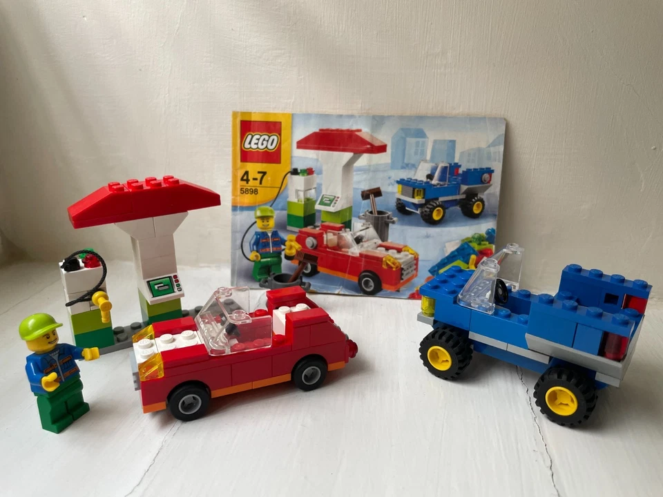 LEGO 5899 House Building Set, photo 1 of 3