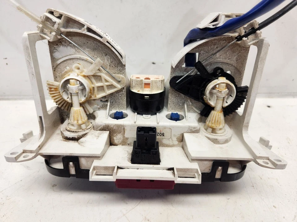 Subaru Impreza 2008-14 (2,5 L/AT/no turbo) control de temperatura - manual Foto 2 de 4