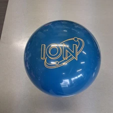 Storm Ion Pro Solid  bowling ball 15 LB.  new ball in the box   #003