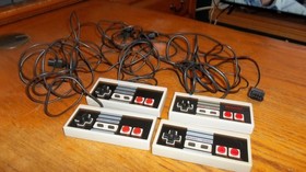 Lot Of 4 Nintendo NES Controllers UnTested One original NES-004