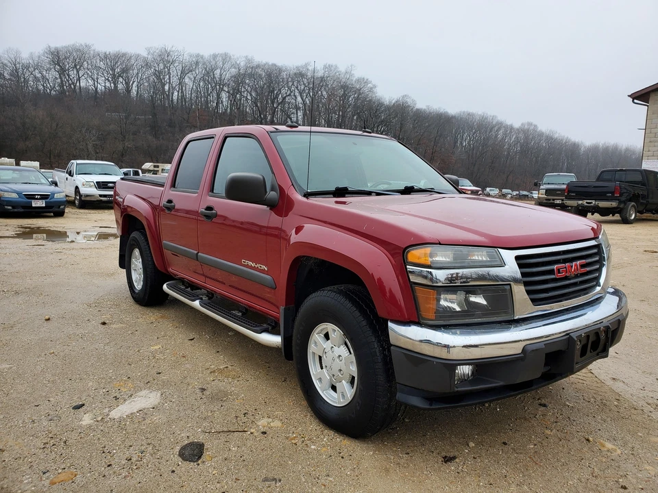 2004-2012 GMC/Chevy Canyon/Colorado Front Axle Assembly (3.73 opt GT4) - Image 2 of 4