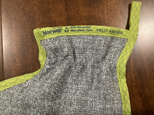 Norwex Limited Edition, Fruit & Veggie Scrub Mitt Norwex, 2 colors to choose - Picture 9 of 9