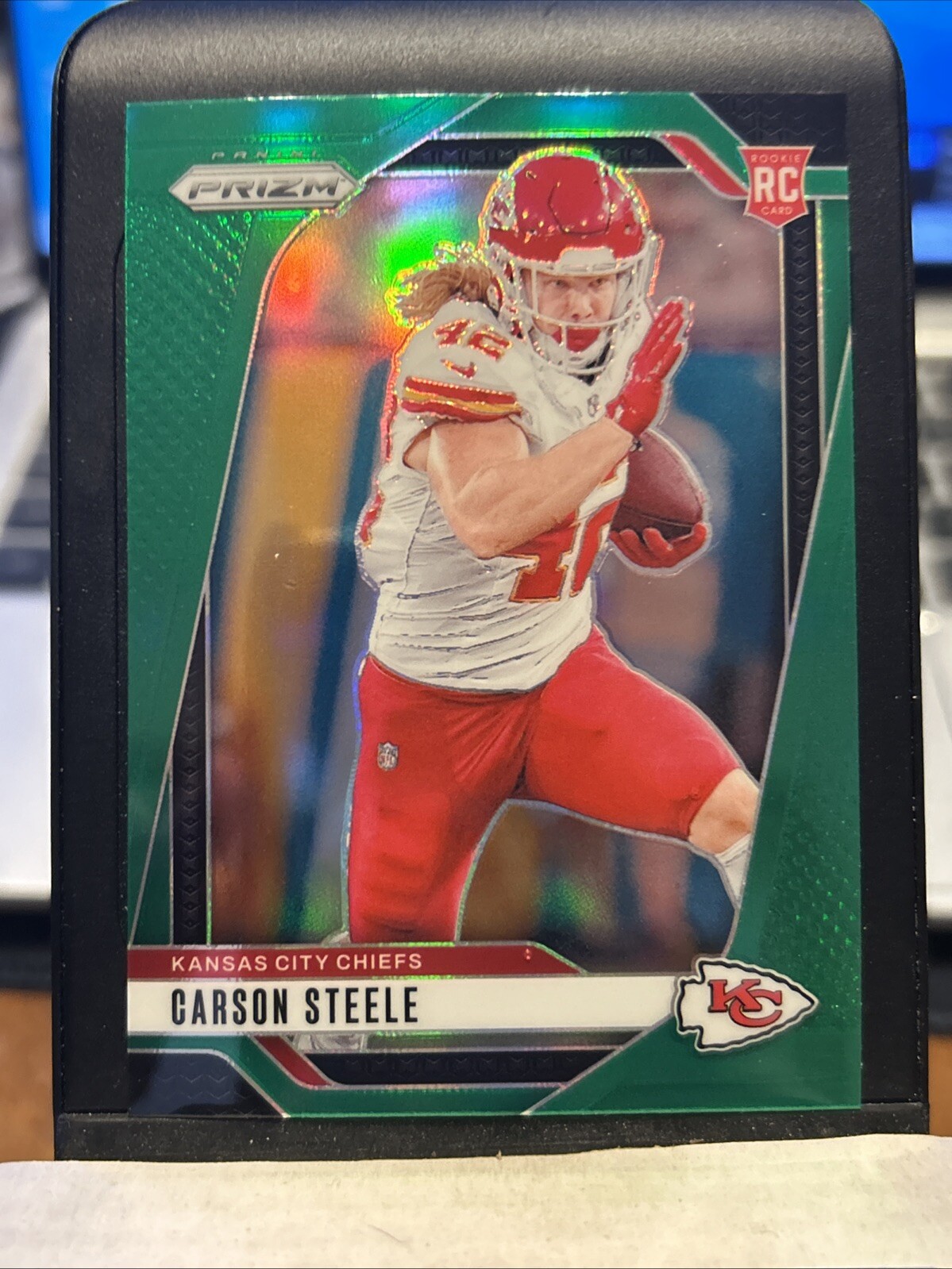 2024 Panini Prizm - Rookies Green Prizm #377 Carson Steele (RC)