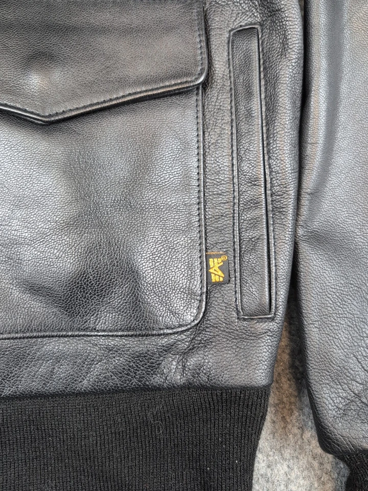 Chaqueta de bombardero de vuelo de cuero de aviador Alpha Industries CWU 45/P para hombre S/resistente Foto 4 de 4