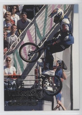 2000 Fleer Adrenaline Dave Voelker #3 0m0