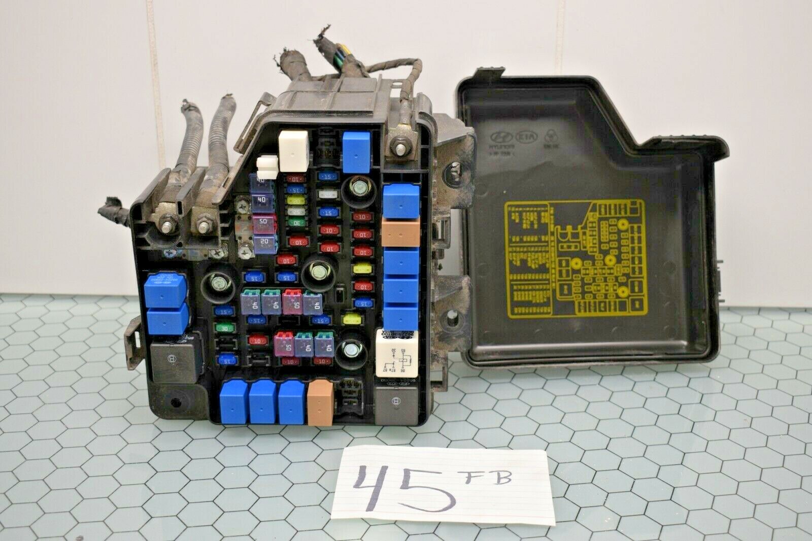 2010 Hyundai Sonata Used Fuse Box Stock #45-FB