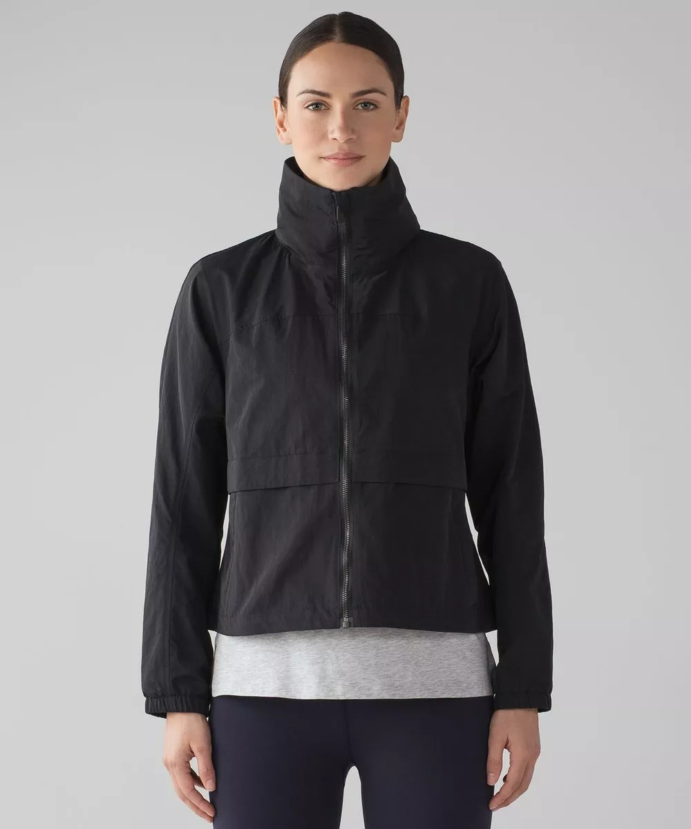 NWT Womens Lululemon Black Effortless Jacket Size 12