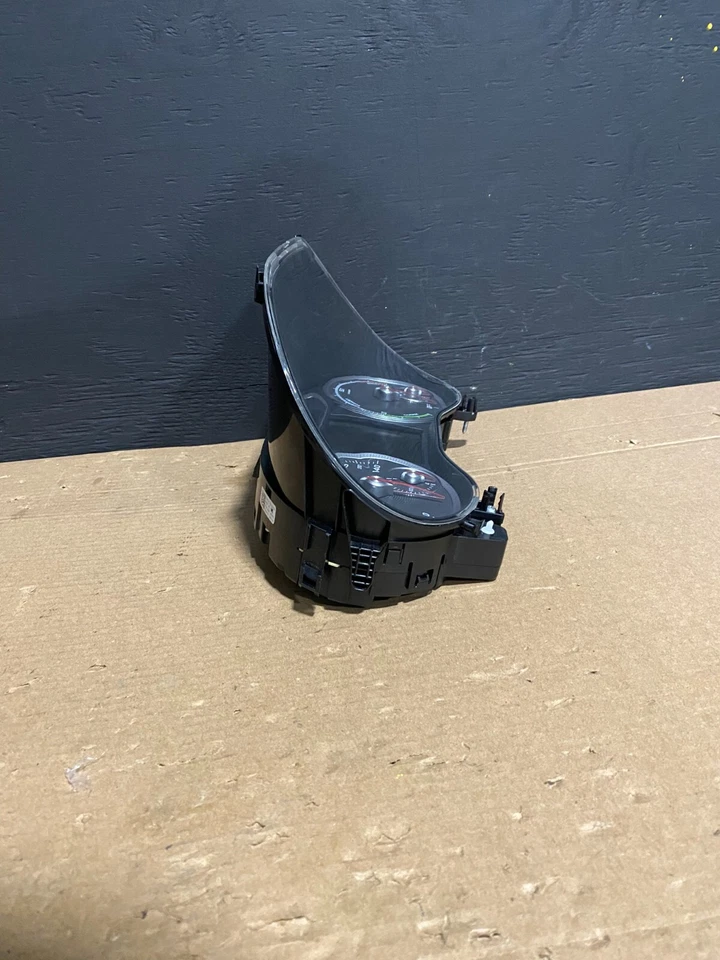 Mercedes-Benz B250 2015 a 2017 velocímetro de clúster D4579 Foto 3 de 4