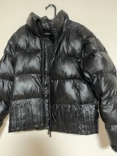  Trapstar Puffer Jacket l Black   l SMALL 