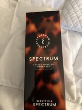 Spectrum 3 Piece Make-Up Brush Set New In Box Sealed