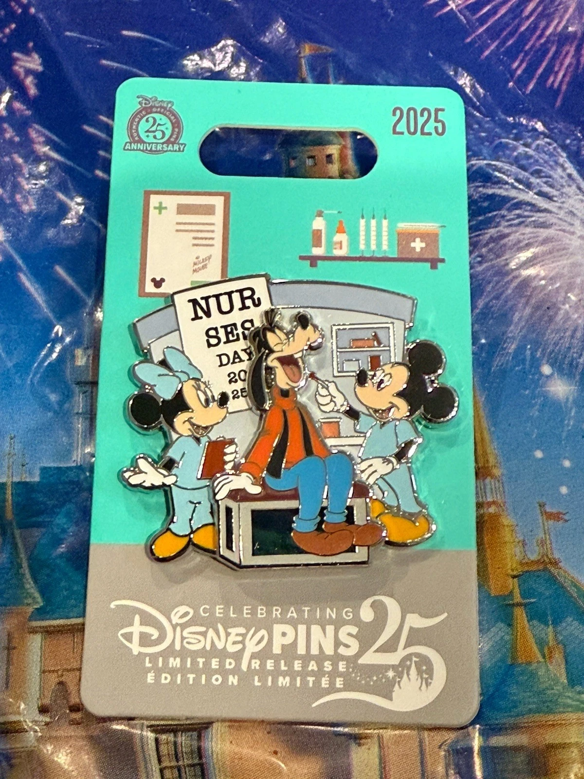 Disney Nurses Day 2025 Pin Minnie Mickey Goofy Pin LR Pin On Hand