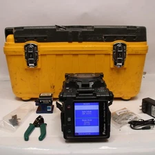 Fujikura FSM-18S Arc Fusion Splicer Kit with FC-6S Cleaver Stripper New Battery