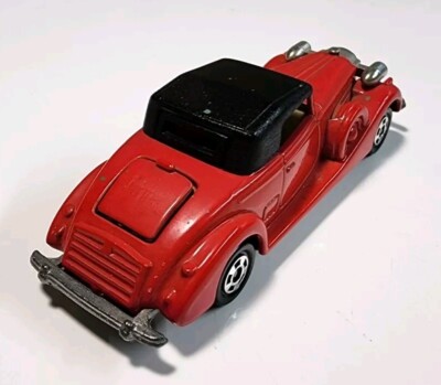 Vintage Tomica Tomy F52 Red 1937 Packard Coupe Roadster 1/72