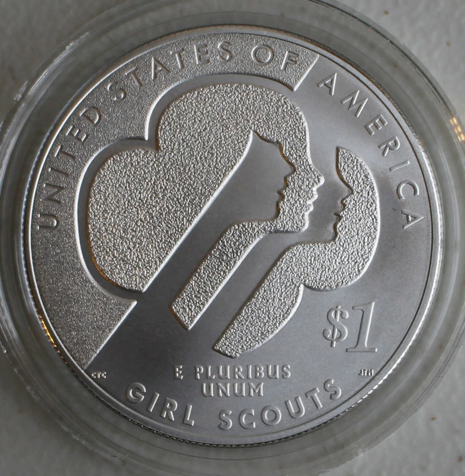 2013 W Girl Scouts Centennial UNC BU Silver Dollar US Mint Coin with Box and COA - Image 4 of 4