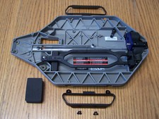 Fits Traxxas 1/10 Slash 4x4 Chassis Battery Hold Down Nerf Bar Motor Mount Cover