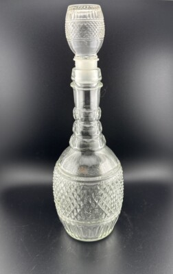 Very Vintage  MD - 1975  Mogen David Glass Decanter Bar Wine Bottle