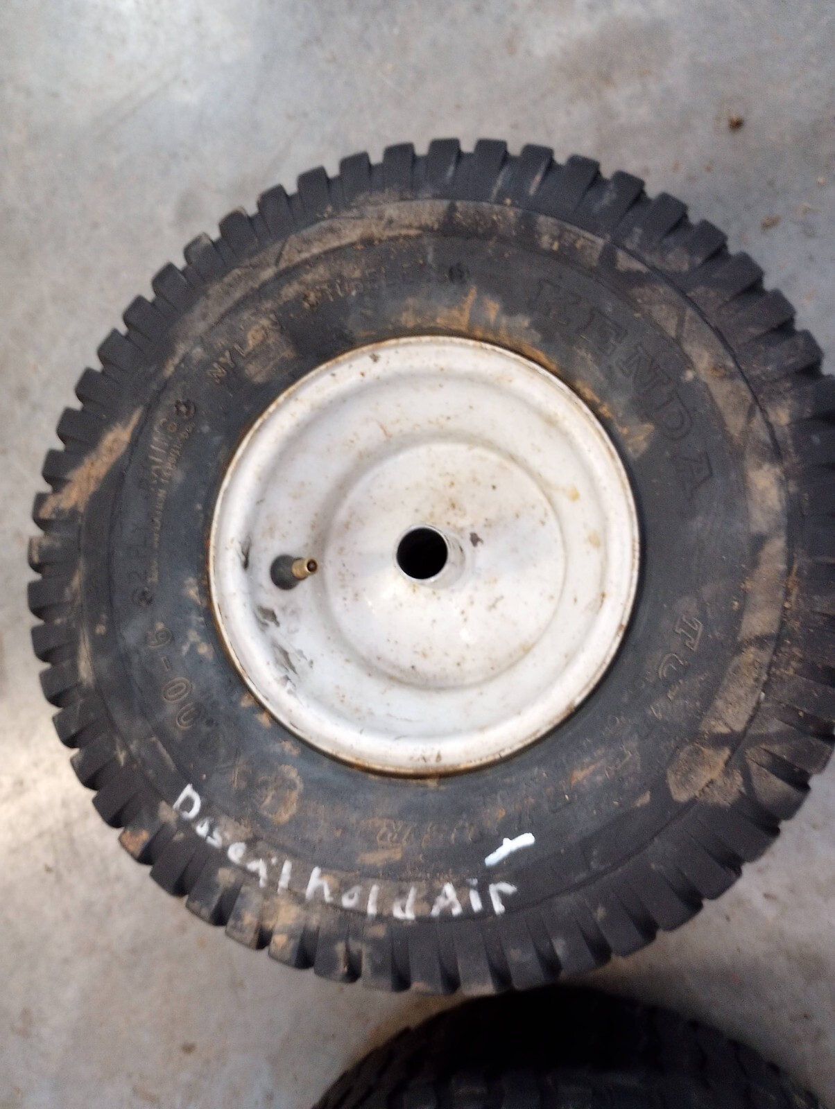 MTD Mastercraft Riding Lawn Mower Tractor 17 HP 42" Wheels Tires 1