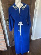 Katz USA Vintage Women s Robe Housecoat Blue Velour Zip flowered Trim 34 Waist