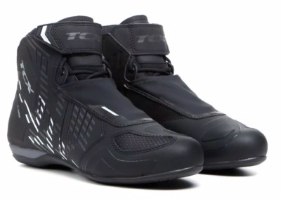 TCX R04D WP Black White Motorcycle Shoes Size 44 Urban Sport Naked Touring