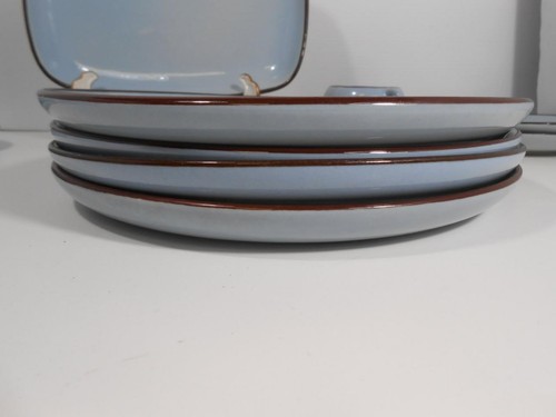 Vtg Winfield Ware Santa Monica California Dinner Set of 17 pcs Blue w/Brown Trim - Picture 3 of 15