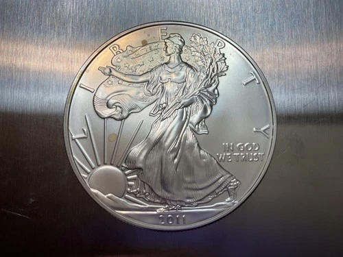 2011 W burnished or uncirculated AMERICAN SILVER EAGLE