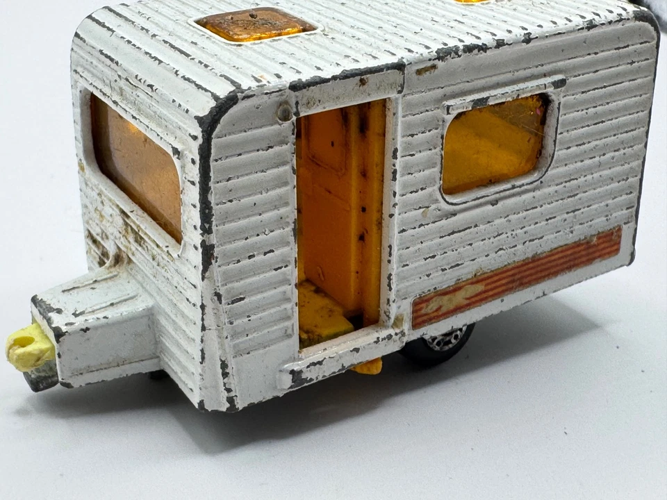 MATCHBOX SUPERFAST CARAVAN CAMPER #31 DIECAST MADE IN ENGLAND B063 - Image 4 of 4