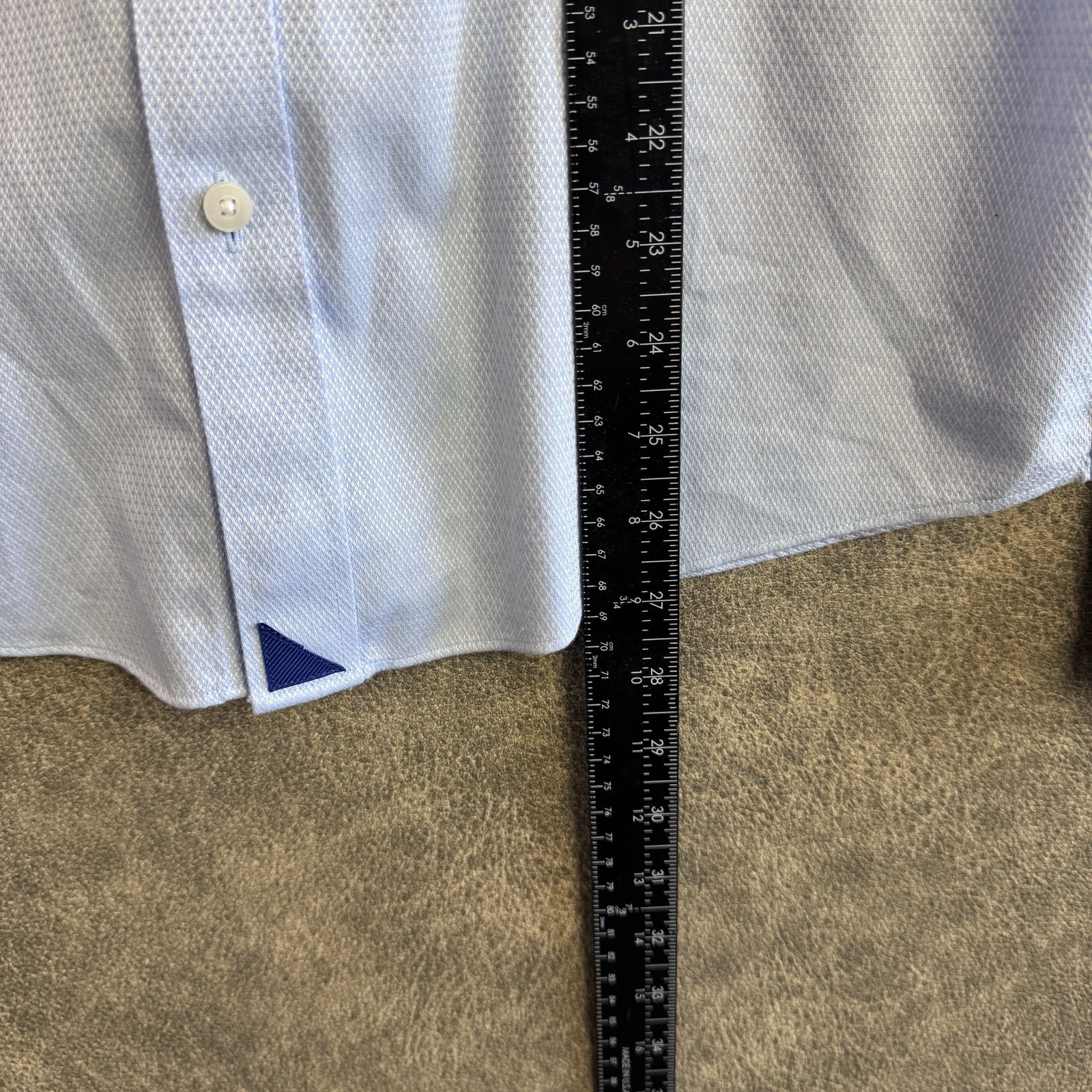 UNTUCKit Richards Button Down Shirt Medium Light … - image 6