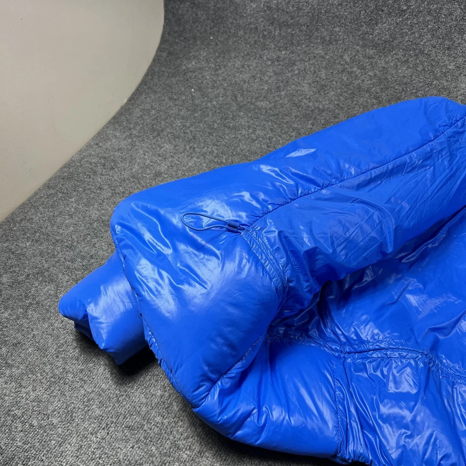 Chaqueta Yeezy Gap Para Hombres XL Azul Cobalto Redonda Puffer Nylon Aislado Burbuja YZY Foto 3 de 4