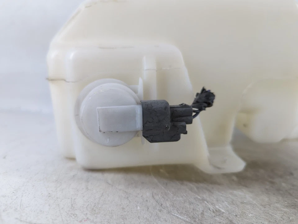 Lincoln MKX 2007-2015 lavadora de parabrisas líquido depósito botella fabricante original KOKCP Foto 4 de 4