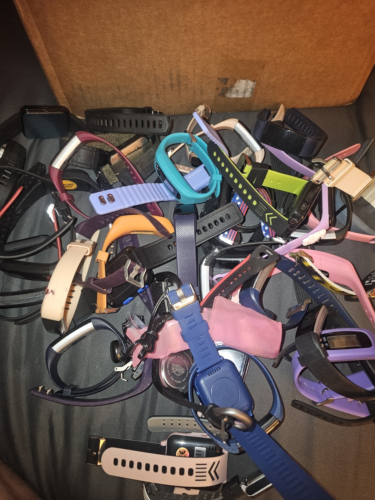 Lot of Assorted Unbranded And Branded Activity Trackers/Smartwatch/Watch 3lbs