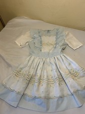 Vintage Flowers blue drees W/white ruffle apron Very Detailed size 2T 