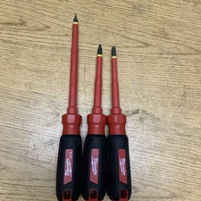 Milwaukee Insulated Screwdriver Set- Red