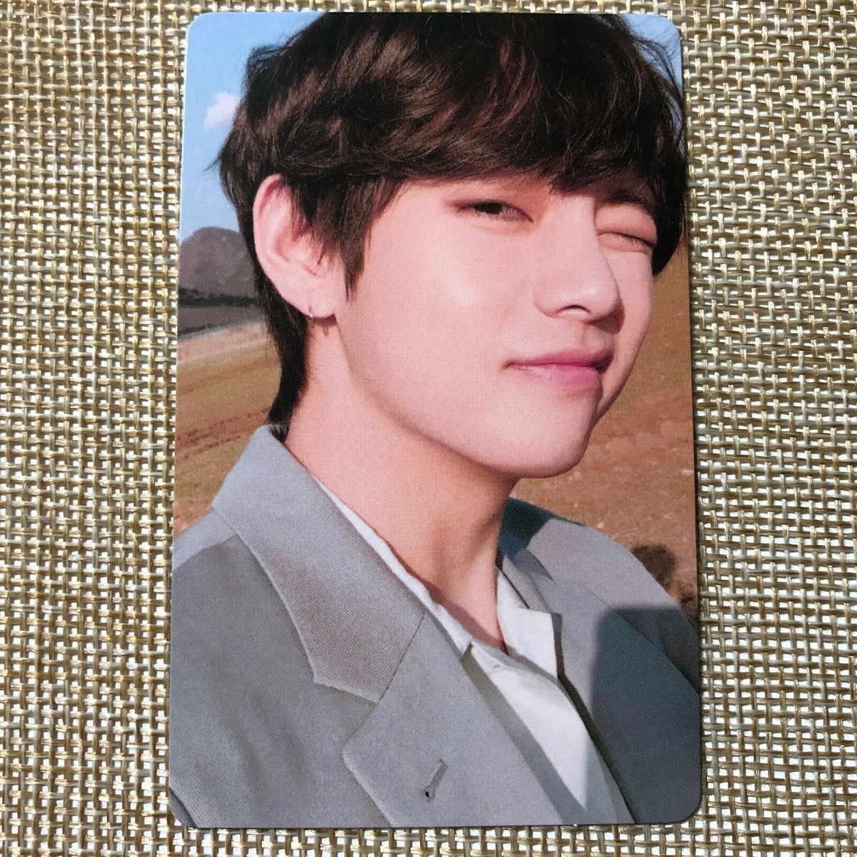 BTS V [ Love Yourself TEAR ] Official Photocard, Y Ver. / New