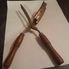 Vintage Antique Hair Crimper Curling Iron With Wooden Handles