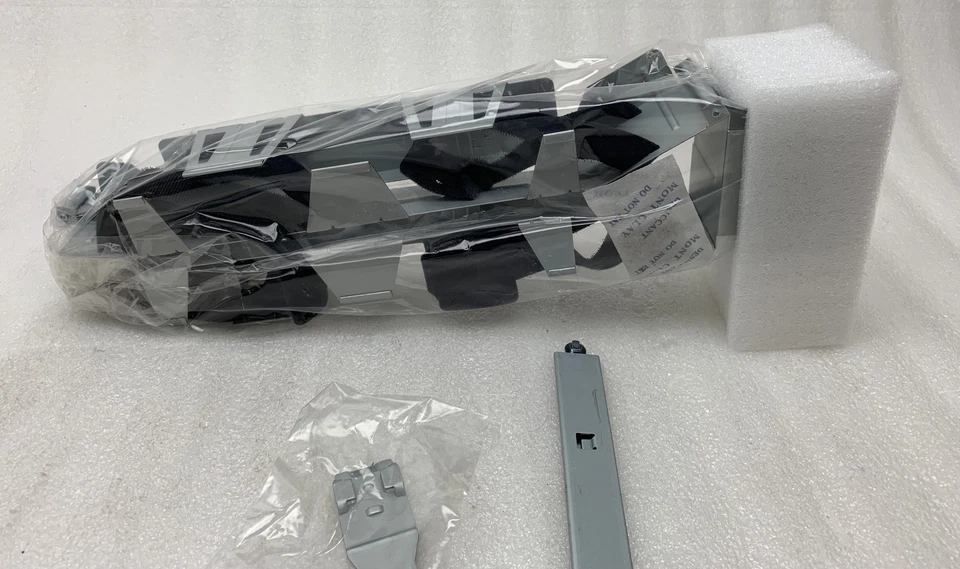 Server Racks FRU PN: 74Y9063 Contains 74Y5425-001, 74Y5425-002, 59Y4855, NOB - Image 3 of 4