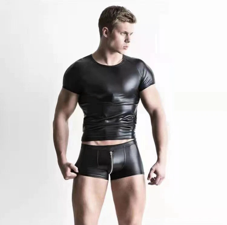 Tight top leather shorts