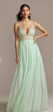Speechless Teen prom dress mint color Size 5 NWT Formal gown