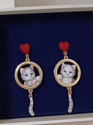 Juicy Grape - Ohrringe mit handemaillierter Katze -
