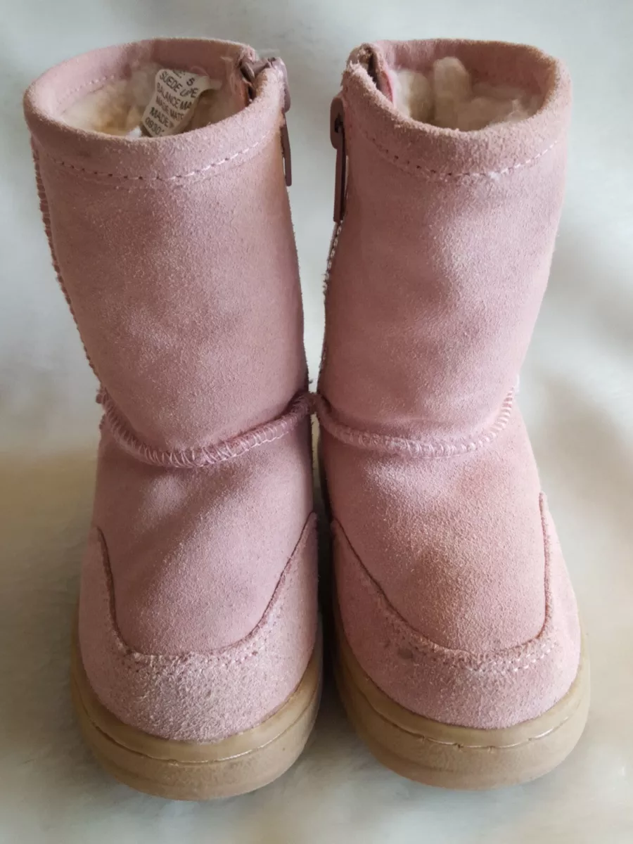 Baby girl hotsell sherpa boots