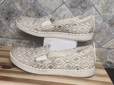 Clarks Cloudsteppers Step Glow Slip on Loafer Natural Size 8M