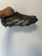 Black and Red Adidas Predator Elite SG Football Boots UK 11 Laceless
