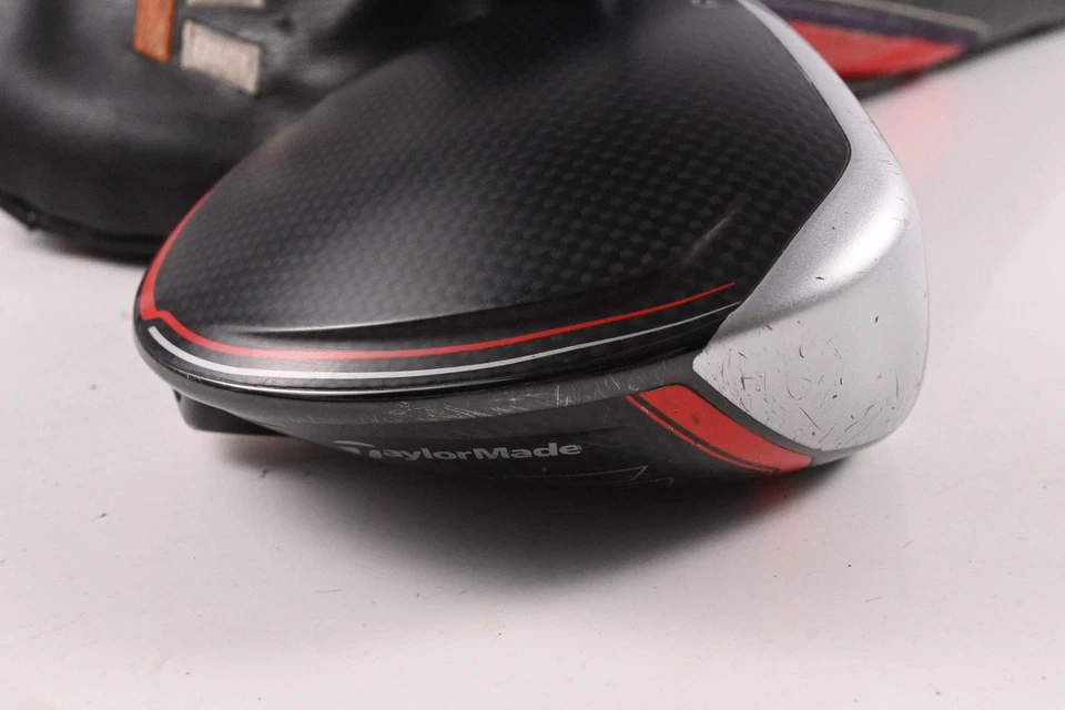 Taylormade M6 D-Type Driver / 12 Degree / Regular Flex Fujikura Atmos Orange 5 - Image 3 of 4
