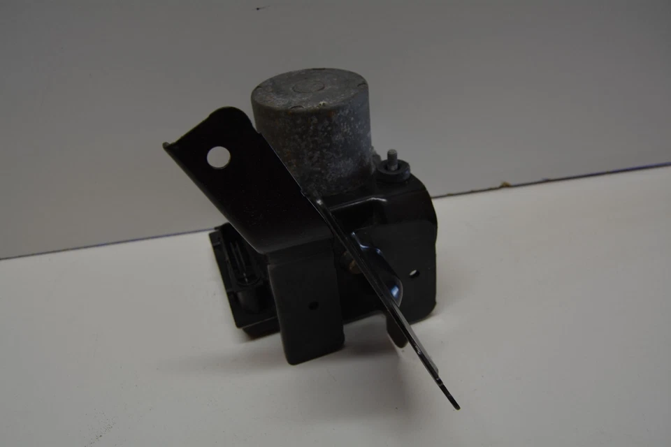 Nissan Altima 2010 sedán antibloqueo bomba de freno OEM, 545-51922 Foto 2 de 4