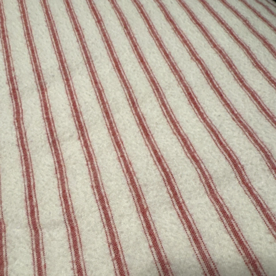 Funda nórdica de franela a rayas rojas blancas Garnet Hill. Reina. Portugal. Foto 2 de 4